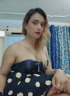 Niki Gupta - Transsexual escort in Bangalore Photo 25 of 30