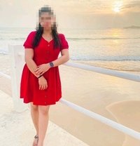 Niki cam service - escort in Colombo