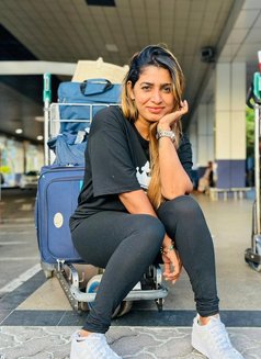 Niki Sri Lankan girl 100% independent - escort in Dubai Photo 4 of 4