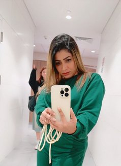 Niki Sri Lankan Girl - puta in Dubai Photo 5 of 6