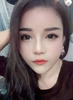 Nikinarine - Transsexual escort in Bangkok Photo 7 of 8