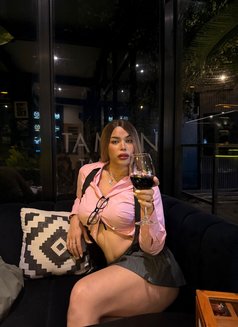 Nikita beautiful Turkish girl big ass - Transsexual escort in Bali Photo 12 of 13