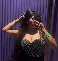 Cam show aa real meet - puta in Hyderabad