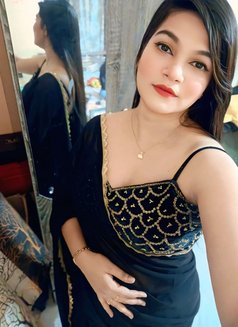 Nikita Independent Girl Cam and Real - escort in Kolkata Photo 1 of 5
