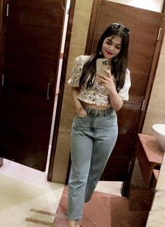 Nikita Independent Girl Cam and Real - escort in Kolkata Photo 3 of 5