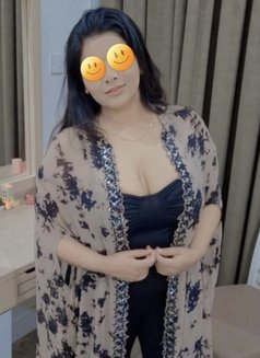 Nikita - escort in Dubai Photo 5 of 10