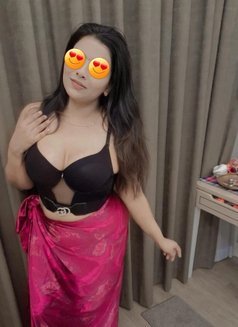 Nikita - escort in Dubai Photo 4 of 10
