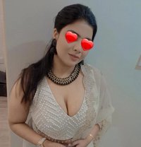 Nikita - escort in Dubai Photo 1 of 10