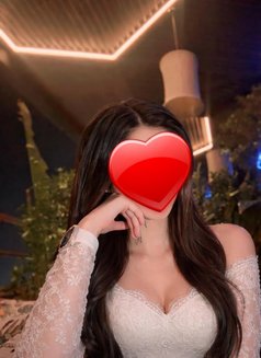 Suchita - escort in Dubai Photo 2 of 4