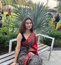 Nikita - puta in Hyderabad Photo 1 of 1