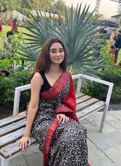 Nikita - puta in Hyderabad Photo 1 of 1
