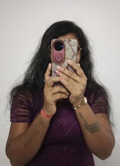Nikita - escort in Mumbai Photo 1 of 1
