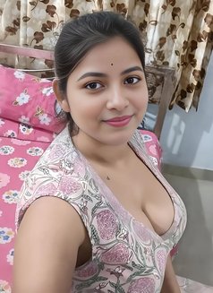 Nikita - puta in Navi Mumbai Photo 1 of 1