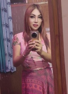 Nikita - Acompañantes transexual in New Delhi Photo 24 of 25