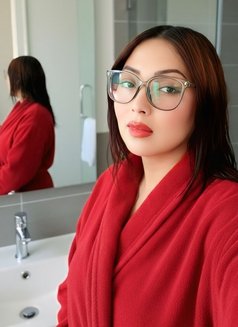 Nikita - Transsexual escort in New Delhi Photo 13 of 16