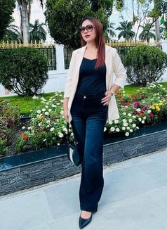 Nikita - Transsexual escort in New Delhi Photo 15 of 19