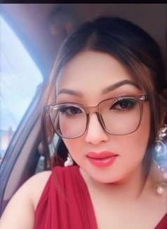 Nikita - Transsexual escort in New Delhi Photo 18 of 19