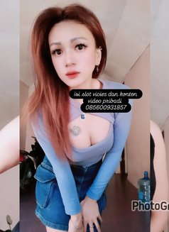 Nikita Latif - Transsexual escort in Jakarta Photo 6 of 8