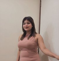 Nikita Rathore - puta in Kolkata