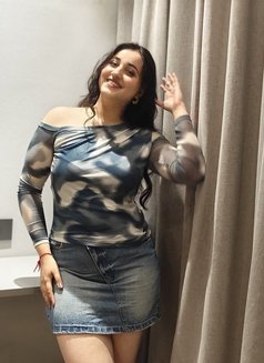 Nikita Sharma - escort in Mumbai Photo 2 of 6