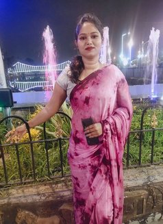 Nikita Sharma - escort in Pune Photo 2 of 13