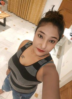 Nikita Sharma - escort in Pune Photo 12 of 13