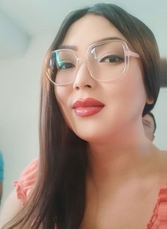 Nikita Visitor with place New Delhi - Transsexual escort in New Delhi Photo 10 of 13