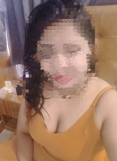 Nikitha - puta in Hyderabad Photo 1 of 4