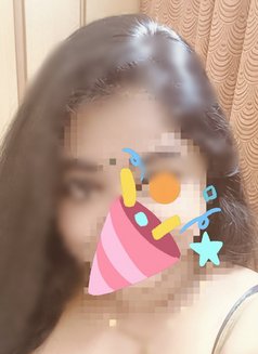 Nikitha - puta in Hyderabad Photo 4 of 4