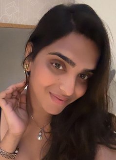 Nikitha - puta in Hyderabad Photo 2 of 2