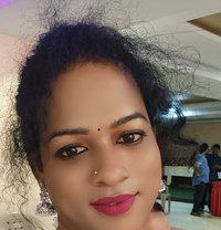 Nikitha - Masajista in Hyderabad