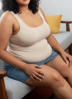 Nikix - escort in Colombo Photo 4 of 8