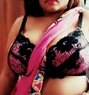 Nikix - escort in Colombo Photo 2 of 8