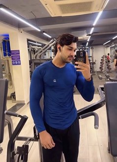 Nikk - Male escort in New Delhi Photo 14 of 15