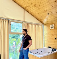 Nikk - Male escort in New Delhi