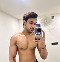 Nikk - Male escort in New Delhi Photo 1 of 9