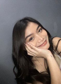 Nikka - escort in Makati City Photo 4 of 8