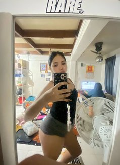 Nikkay - Transsexual escort in Makati City Photo 4 of 4