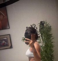 Nikki - escort in Bali