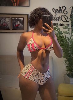 Nikki - escort in Bali Photo 4 of 8