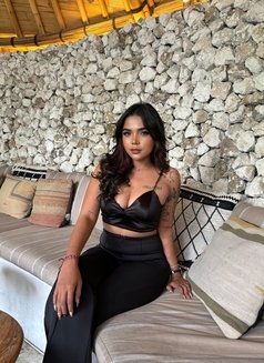 Nikki classy girl - escort in Bali Photo 5 of 6