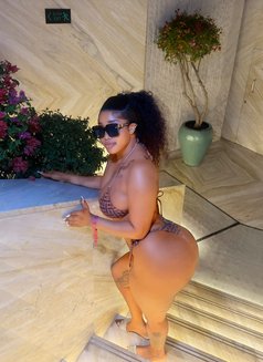 Nikki curvy❣️ - puta in Dubai Photo 11 of 11