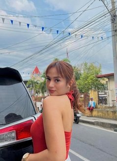 Nikki - escort in Makati City Photo 2 of 6