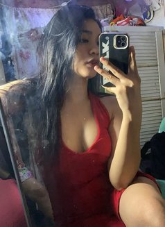 Nikki - puta in Manila Photo 1 of 6