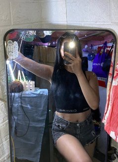 Nikki - puta in Manila Photo 5 of 6