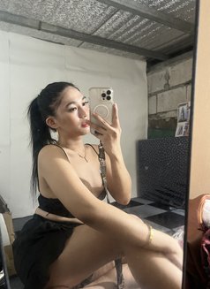 Nikki - escort in Manila Photo 14 of 14