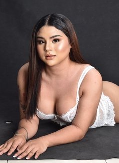 Thick Ass Nikki - 2 dick can fit - Dominadora transexual in Manila Photo 6 of 26