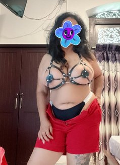 Nikki (Genuine independent escort) - puta in Colombo Photo 5 of 7