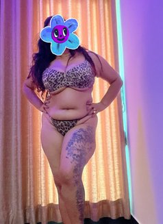 Nikki (Genuine Independent Escort) - puta in Colombo Photo 5 of 7