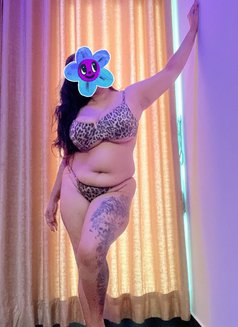 Nikki (Genuine Independent Escort) - puta in Colombo Photo 6 of 7